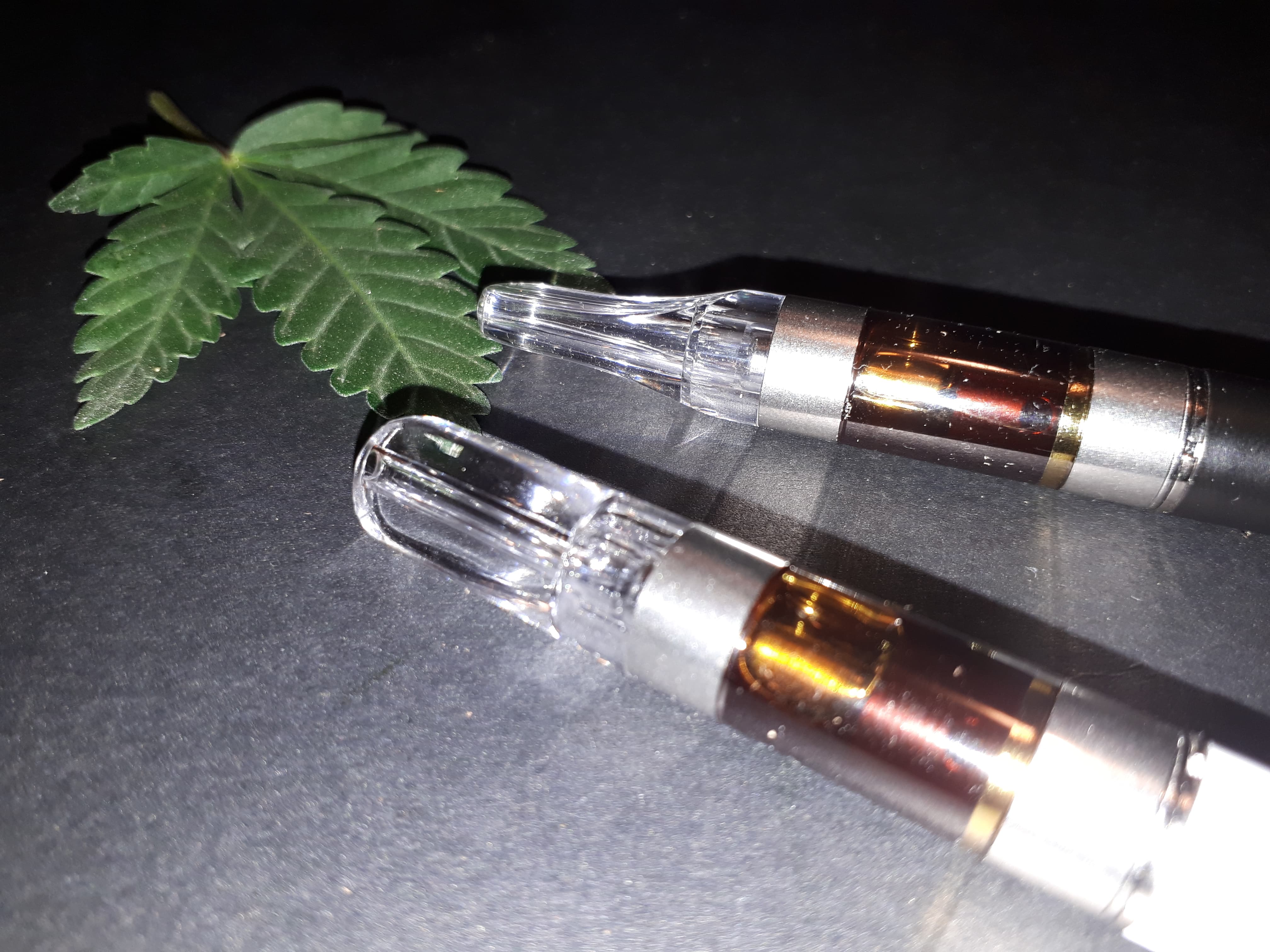 image of cannabis THC & CBD vape pen / cartridge products-cannabis THC & CBD vape pen / cartridge products delivered in Halifax-Dartmouth Regional Municipality, NS by Medic Cannabis Dispensary based in the Halifax-Dartmouth Regional Municipality covering / delivering to all of the Halifax-Dartmouth Regional Municipality, Timberlea, Hammonds Plains, Bedford, Sackville, Spryfield, Herring Cove, Sambro, Harrietsfield, Cole Harbour, Eastern Passage & surrounding areas.