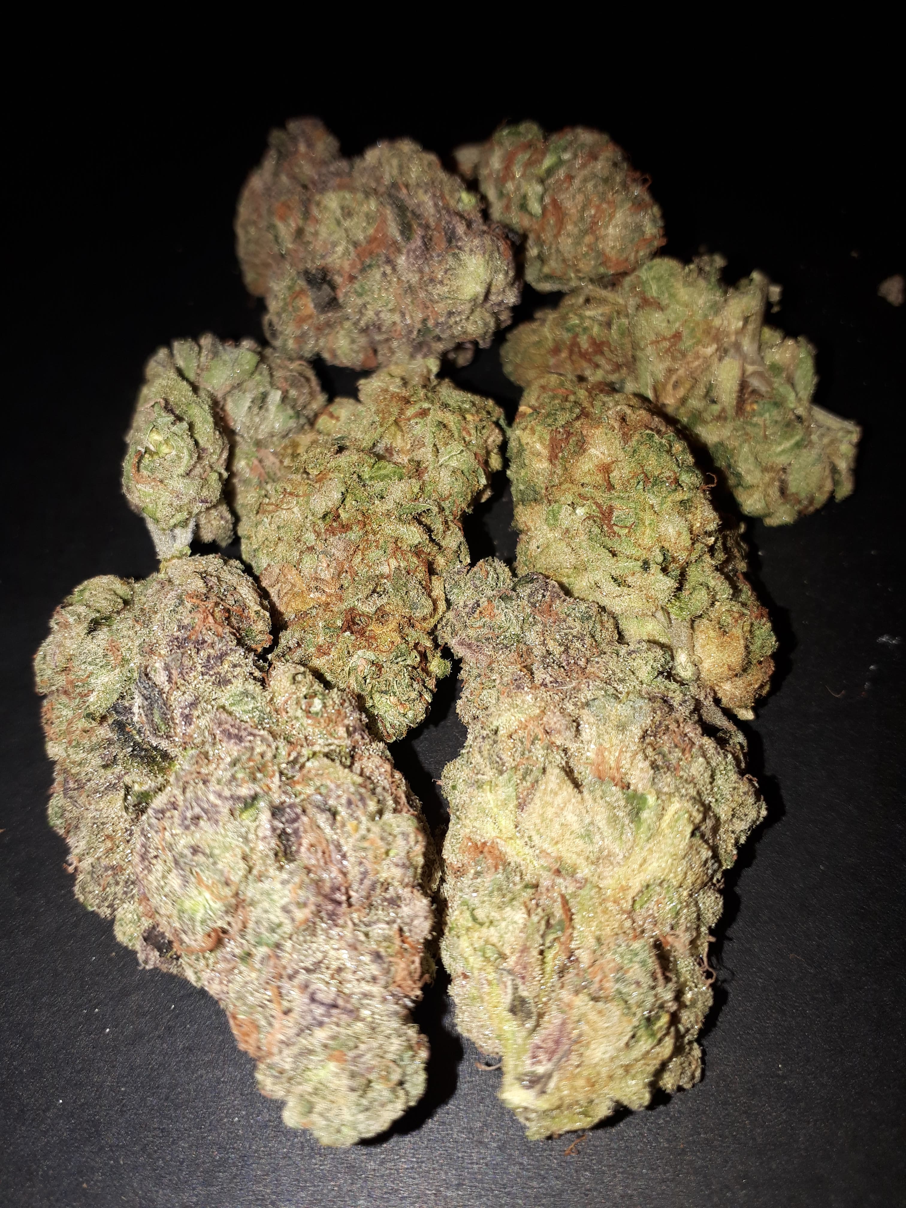 image of cannabis weed products-cannabis weed products delivered in Halifax-Dartmouth Regional Municipality, NS by Medic Cannabis Dispensary based in the Halifax-Dartmouth Regional Municipality covering / delivering to all of the Halifax-Dartmouth Regional Municipality, Timberlea, Hammonds Plains, Bedford, Sackville, Spryfield, Herring Cove, Sambro, Harrietsfield, Cole Harbour, Eastern Passage & surrounding areas.